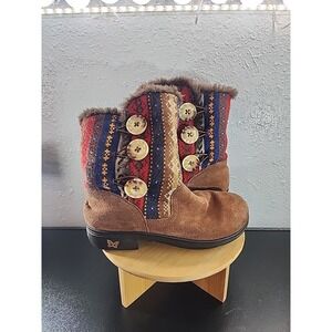 Alegria By Pg Lite Womens Nanook Winter Boots Brown Mid Calf Toggle Button 37 (7